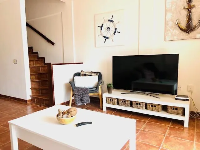 Apartamentos Vista Marina - El Medano 0*, El Medano (Tenerife)